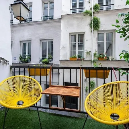Lägenhet Cosy Avec Terrasse Paris