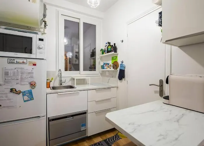 Apartman Cosy Avec Terrasse Párizs
